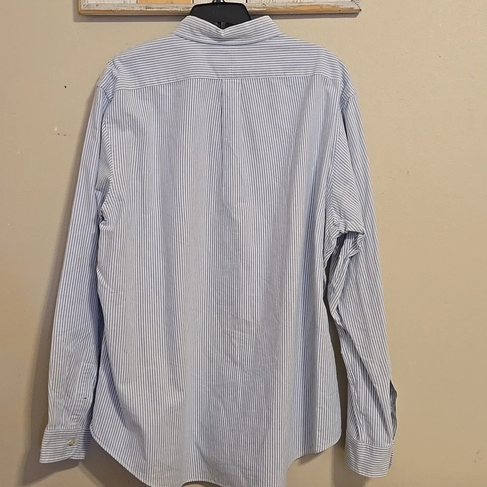Men's Ralph Lauren Custom Fit White and Blue Pinstripe L/S Button Down Shirt
